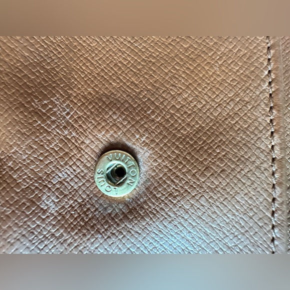 SOLD‼️‼️🍓🍉$155 Louis Vuitton Sarah International Long Wallet - Picture 10 of 16